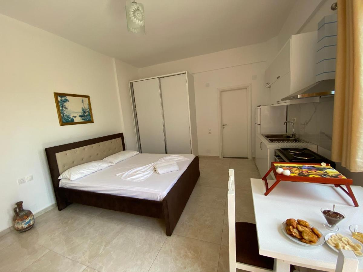 Am Apartment Саранда Екстер'єр фото